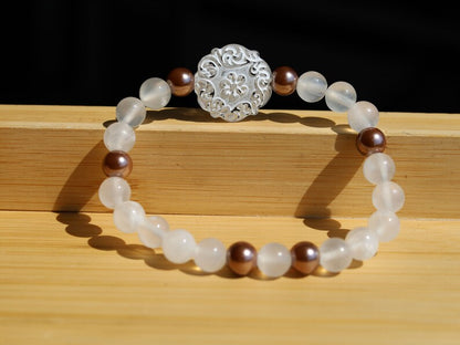 White Line Collection:  Selenite gypsum bracelet with Pearl Glass and A beautiful large acrylic bead in Lace look. marvelous