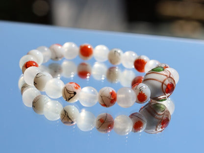 White Line Collection: Selenite gypsum bracelet with Painted Thread Mandarin beads and with beautiful white glass beads with a pattern.