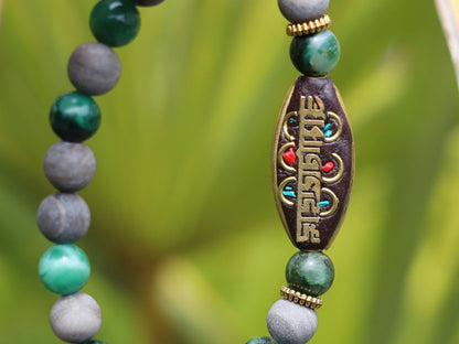 Beautiful & very special prayer bead from Nepal: Buddha. With amazing Emerald beads and Agate Wood Lace Stone Frosted Beads.