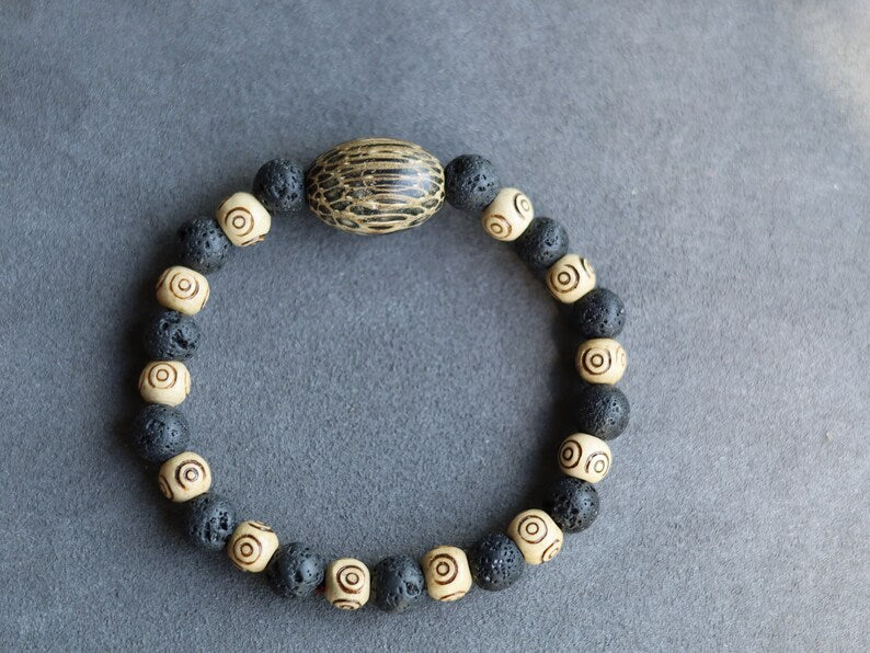 Palmerinha Seed Bead bracelet with Lava and wooden beads with spiral. You will rarely encounter the bead