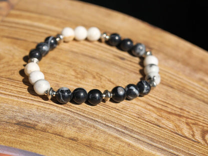 Zebra Jasper bracelet, gemstone beads made from a variety of jasper known for its distinctive black and white striped patterns