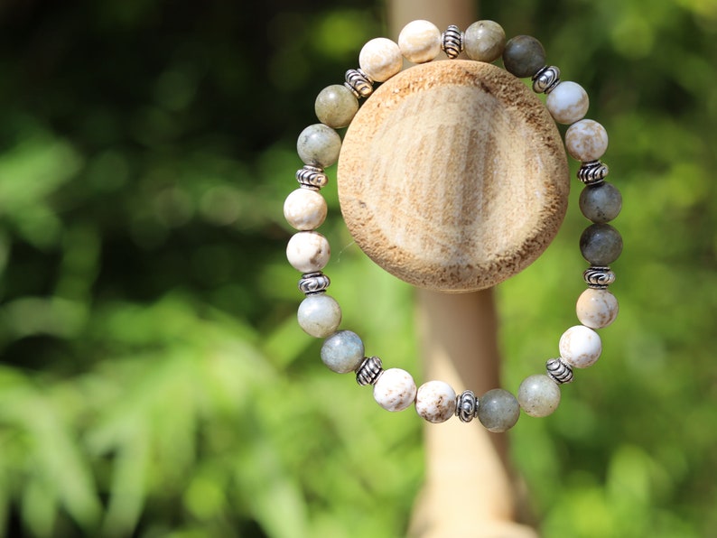 Magnesite and Labradorite bead bracelet. It can help unlock artistic potential, encourage new ideas, and promote imaginative thinking