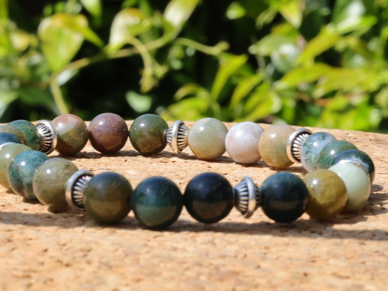 Multi-color Agate beaded bracelet. The combination of multiple colors in Agate beads symbolizes the interconnections of different energies