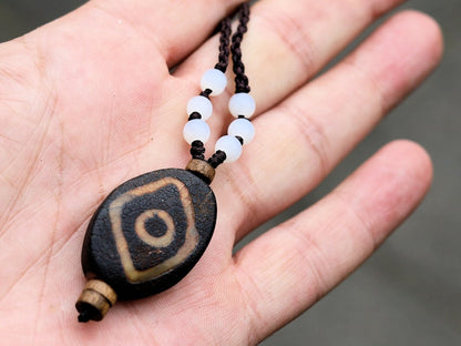 Rare Agate Tibetan 2 Eye DZI pendant. With Hand Knotted Adjustable Cord String Necklace. will be full of unity, harmony and happy feelings.