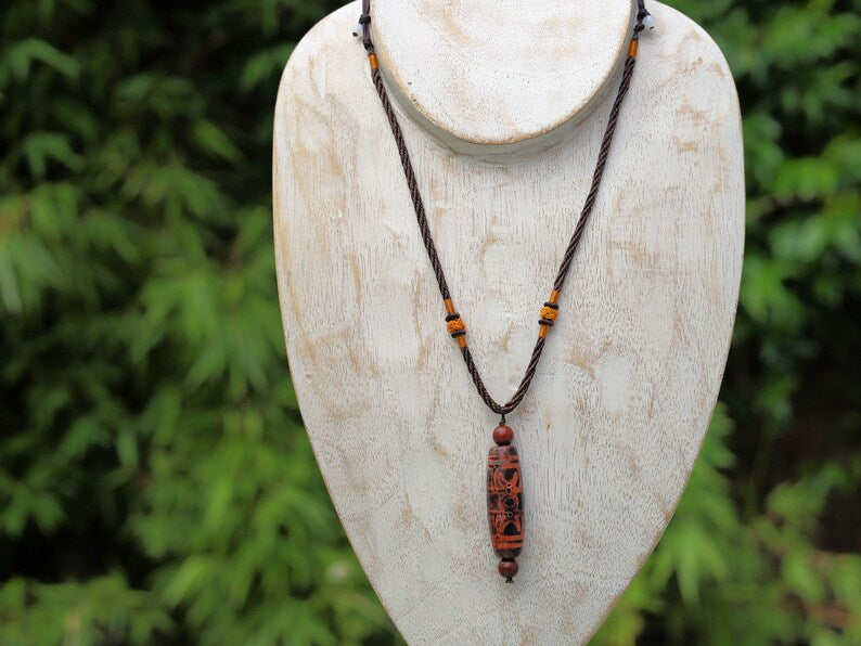 Good Quality Rare Tibetan Agate Dzi Hand Carved *Ritual Implement* Bead. With Hand Knotted Adjustable Cord String Necklace.