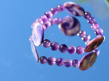 Coin shaped Mother of Pearl Shell beaded bracelet with Amethyst is a natural tranquilizer. powerful way to express your individuality