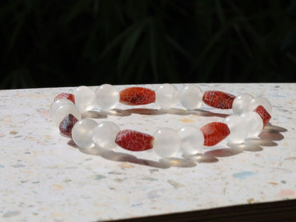 Seldom Selenite gypsum bracelet with Wonderful Rare Tibetan Dragon Vein Agate Dzi Cut Beads. Nepalese & Tibetan