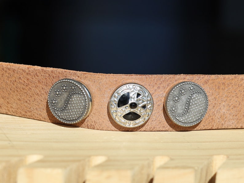Brown Cuff Bracelet, Leather Bracelet, Wire-cable Chain, metal button leather Bracelet, brown Leather Wrap Bracelet,poppers,chunks, buttons.