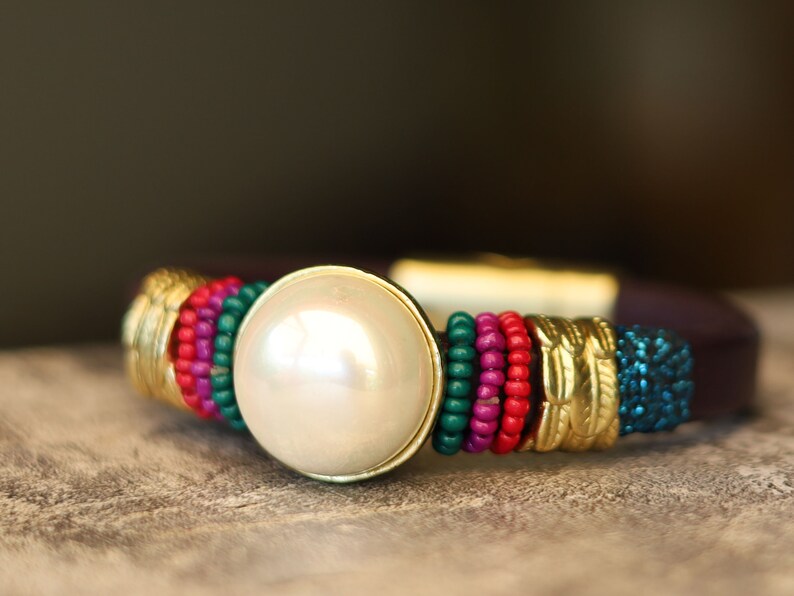 Bracelet with pearl, PU leather, Magnetic Clasp, multi color, Ibizagift , women's bracelets , leather bracelets ,must have , jewelry, style