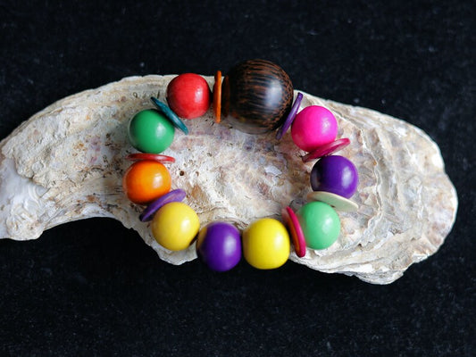 Palm seed beads, also known as Tagua. Wooden Beads Bracelet, With 18 mm Wooden coloreds beads are hip, cool and trendy!