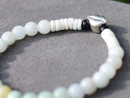 Beryl mineral bracelets with ibetan Antiqued Silver Round Floral Spacer Beads and Antique Silver Mouth Smile Lips Bead