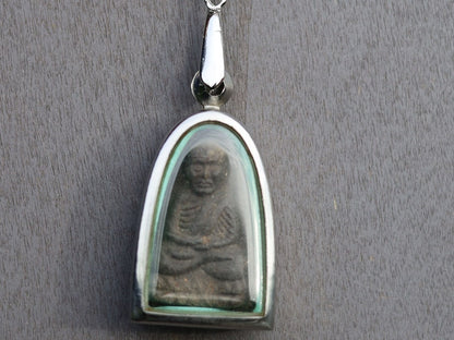 Luang Pu Thuat Legendary Master Monk of Thailand’s South. ntique Thai amulets, collectors,Buddha's relics,Buddhist charms, Buddhist talisman
