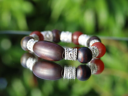 Unique Drum Bead Bracelet Natural Jade/ Agate with natural jade/ Agate. supportive treatment improves people’s knowledge. a little magic