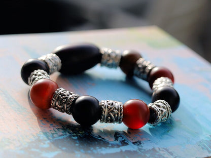 Unique Drum Bead Bracelet Natural Jade/ Agate with natural jade/ Agate. supportive treatment improves people’s knowledge. a little magic