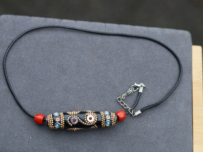 Oval Handmade Indonesia Bead necklace, with Platinum Metal Color Aluminum Cores. provide a modern and stylish element.