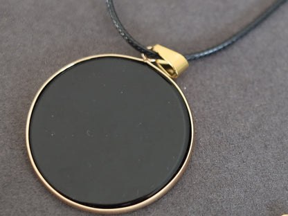 Black mirror Obsidian Natural Stone Disc Shape Pendant.Obsidian Natural Stone Disc Shape Pendant,often referred to as a black mirror.3 SIZES