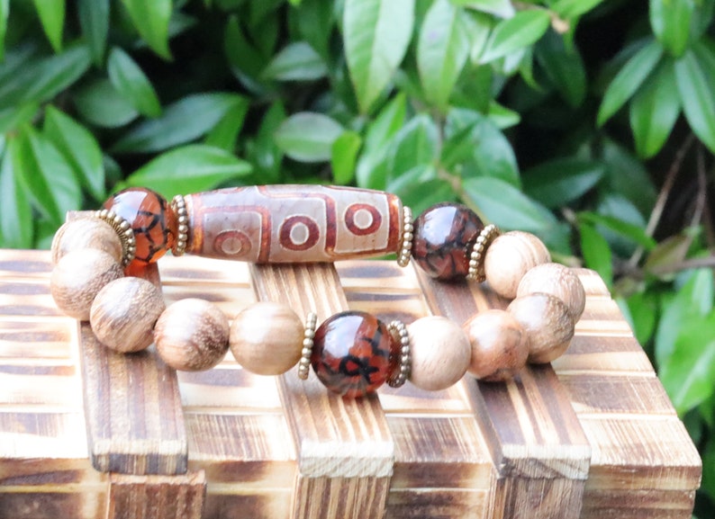 Old Nine-eye  Dzi  bead Vietnam Agarwood Wooden Bracelets Tiger Pattern Buddha. 3x Natural crackle Jade 14mm.