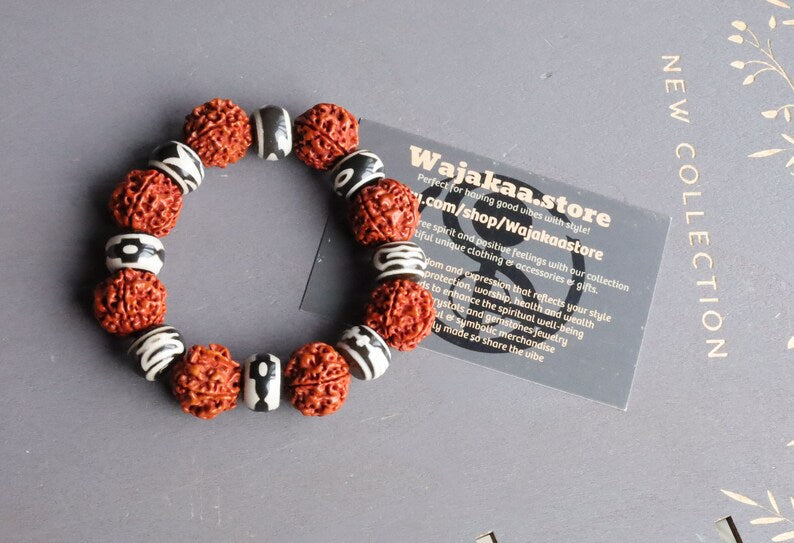Super 18 mm Rudraksha bead bracelet combined with Tibetan Style dZi Beads, Natural Agate Beads, Dyed & Heated, Oval, Mixed Pattern