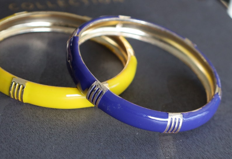 Set India 2x Purple. yellow  Enamel Gold Plated Set of 2 Bangles. Embrace your beauty and highlight your pretty appearance