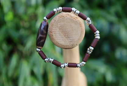 Old Big man (Aristocrat) Dzi  bead  with Natural Wood Beads, tube, Coconut Brown and Silver Plated Smooth Round/ discs Metal Beads