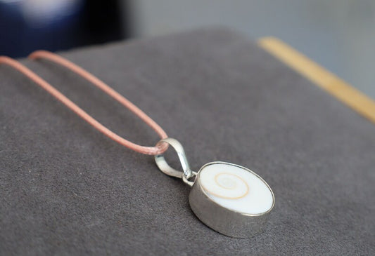 Shiva Eye (Shell) pendant, gemstone necklace, gemstone amulet, gemstone talisman, wajakaa design