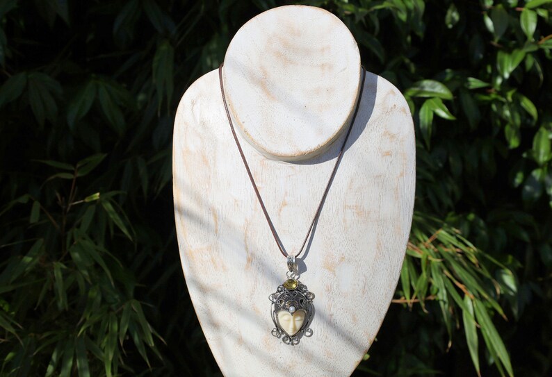 925 Silver Plated-Carved Face  Moonstone with Citrine. Bali Godess. the mystical and soothing energies of Moonstone with the vibrant and positive energies of Citrine