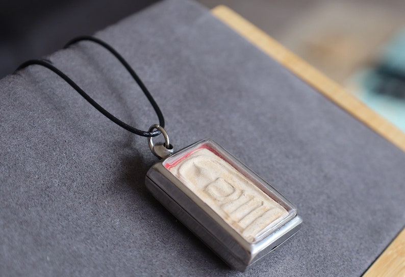 The Somdej amulets blessed by Luang Pu Perm of Wat Pom Kaew are revered within the Thai Buddhist community for their spiritual significance