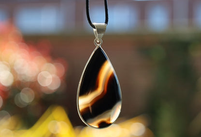 Gorgeous Lapis Lazuli 925 Silver Plated Handmade Pendant