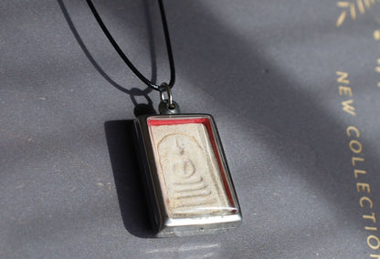 The Somdej amulets blessed by Luang Pu Perm of Wat Pom Kaew are revered within the Thai Buddhist community for their spiritual significance