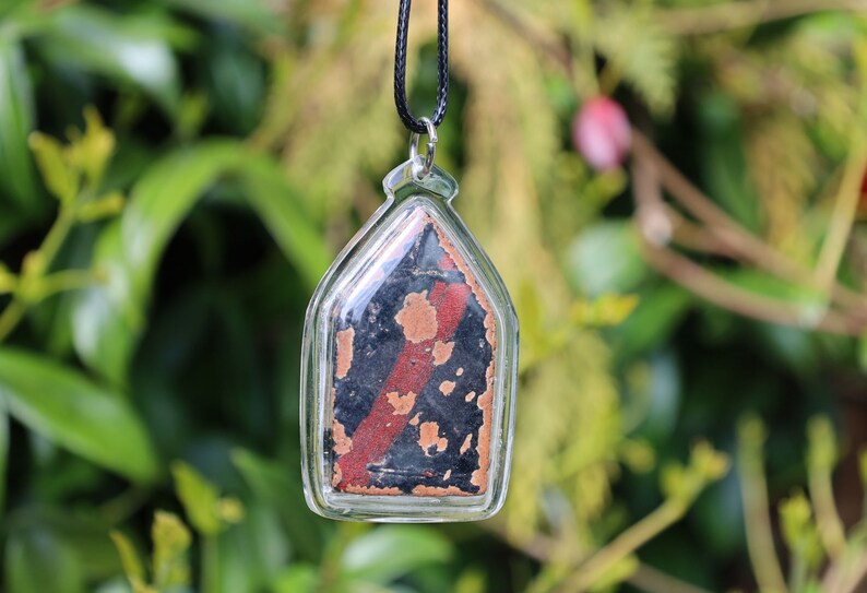 Rare amulet Phra Khun Phaen is a revered and sought-after talisman in Thai Buddhist culture.blessings, protection, and spiritual empowerment