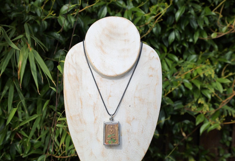 The Rare Somdej Toh crafted his Phra Somdej by blending a diverse array of materials,creating a composite imbued with spiritual significance