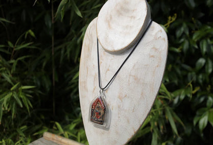 Rare amulet Phra Khun Phaen is a revered and sought-after talisman in Thai Buddhist culture.blessings, protection, and spiritual empowerment