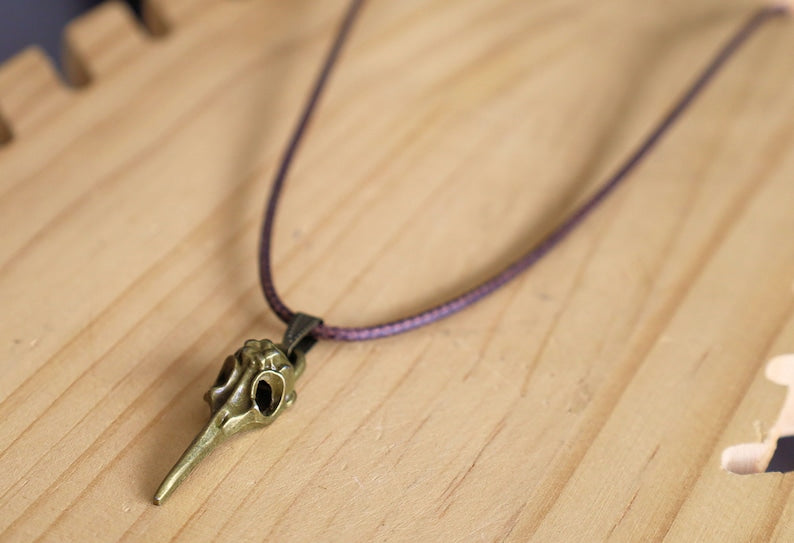 Plague Doctor Bird Mask Necklace Raven Skull, color bronze. size 9 mm x 40 mm, total weight 6 gr.