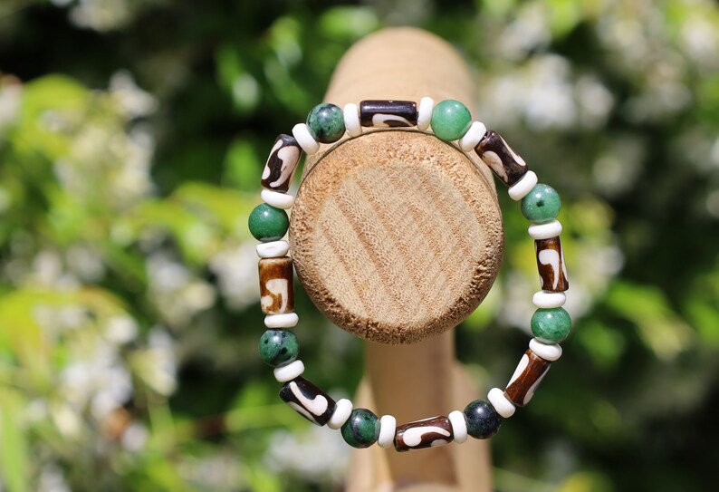 Unique and Artistic Epidote ruby bracelet with Black and white Tribal Tube Bone Beads. Made in India