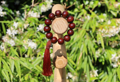 GURU SET 18mm big Sandalwood Beads Bracelet Sacred wood is revered for its calming properties.