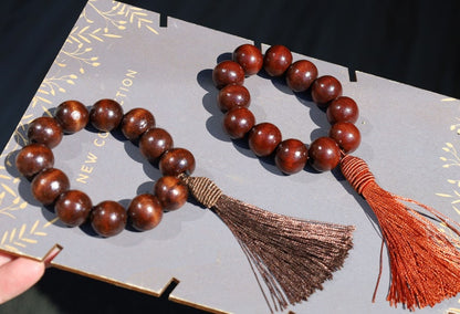 GURU SET 18mm big Sandalwood Beads Bracelet Sacred wood is revered for its calming properties.