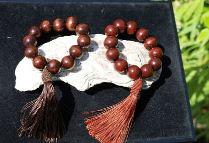 GURU SET 18mm big Sandalwood Beads Bracelet Sacred wood is revered for its calming properties.