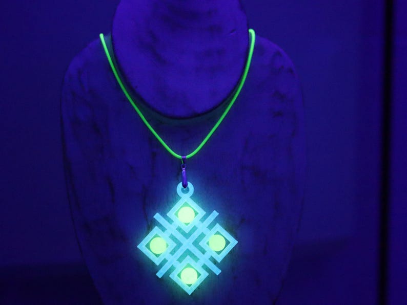 Wajakaa 3D-Printed Glow-in-the-Dark Necklaces–Exclusive, Unique&UV Reactive! one-of-a-kind glow-in-the-dark necklaces. who love to stand out