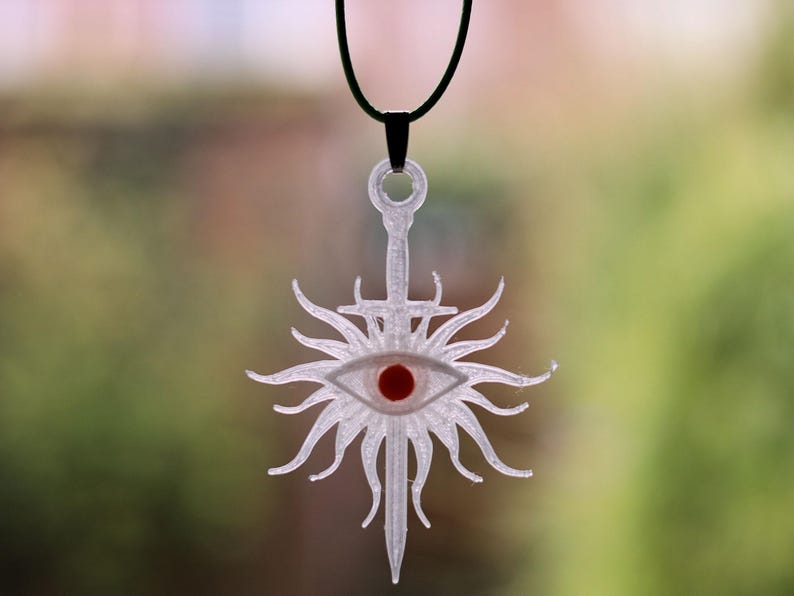 Wajakaa 3D-Printed Glow-in-the-Dark Necklaces–Exclusive, Unique&UV Reactive! one-of-a-kind glow-in-the-dark necklaces. who love to stand out