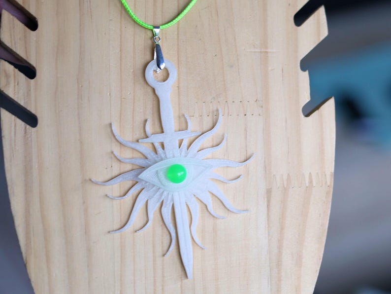 Wajakaa 3D-Printed Glow-in-the-Dark Necklaces–Exclusive, Unique&UV Reactive! one-of-a-kind glow-in-the-dark necklaces. who love to stand out