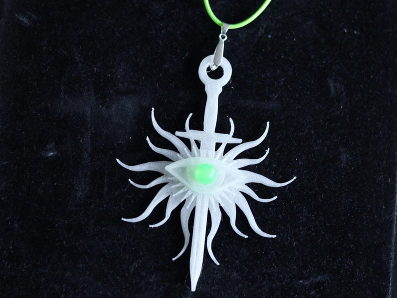 Wajakaa 3D-Printed Glow-in-the-Dark Necklaces–Exclusive, Unique&UV Reactive! one-of-a-kind glow-in-the-dark necklaces. who love to stand out