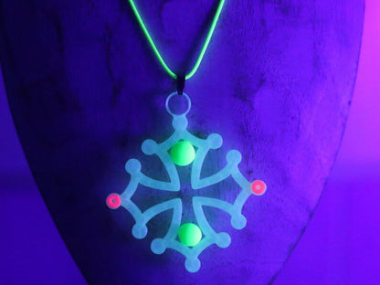 Wajakaa 3D-Printed Glow-in-the-Dark Necklaces–Exclusive, Unique&UV Reactive! one-of-a-kind glow-in-the-dark necklaces. who love to stand out