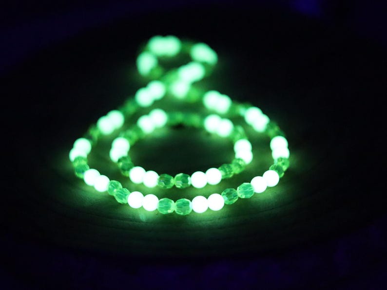 Set bracelet/ necklace- Nebula Series – 8mm Faceted Round Bead Fluorescent Green Acrylic Pearl Bracelets!  Exclusive, Unique&UV Reactive!