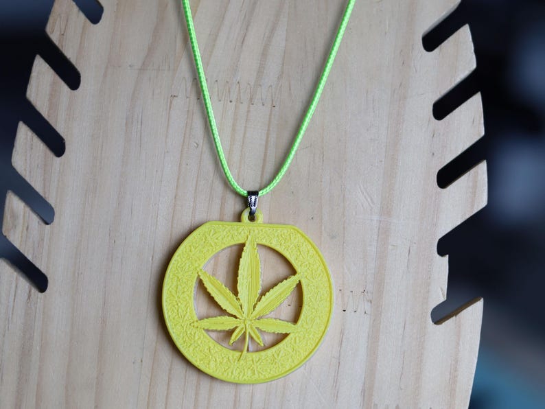 Wajakaa 3D-Printed Glow-in-the-Dark/ Fluorescent Necklaces–Exclusive, Unique&UV Reactive! one-of-a-kind glow-in-the-dark necklaces.