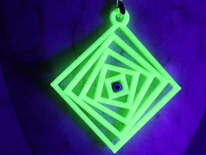 Wajakaa 3D-Printed Luminous Necklaces – Exclusive, Unique & UV-Reactive! amazing, strong luminous necklaces.  Get yours before they’re gone!