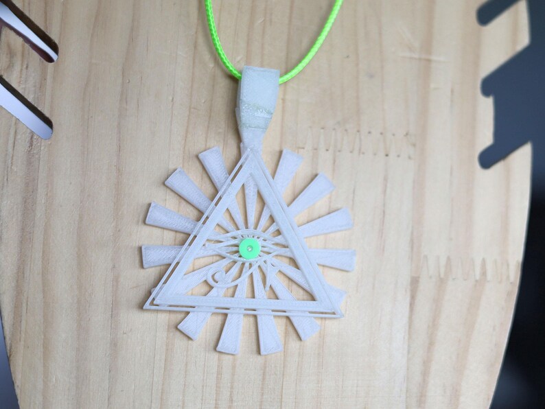 Wajakaa 3D-Printed Glow-in-the-Dark Necklaces–Exclusive, Unique&UV Reactive! one-of-a-kind glow-in-the-dark necklaces. who love to stand out