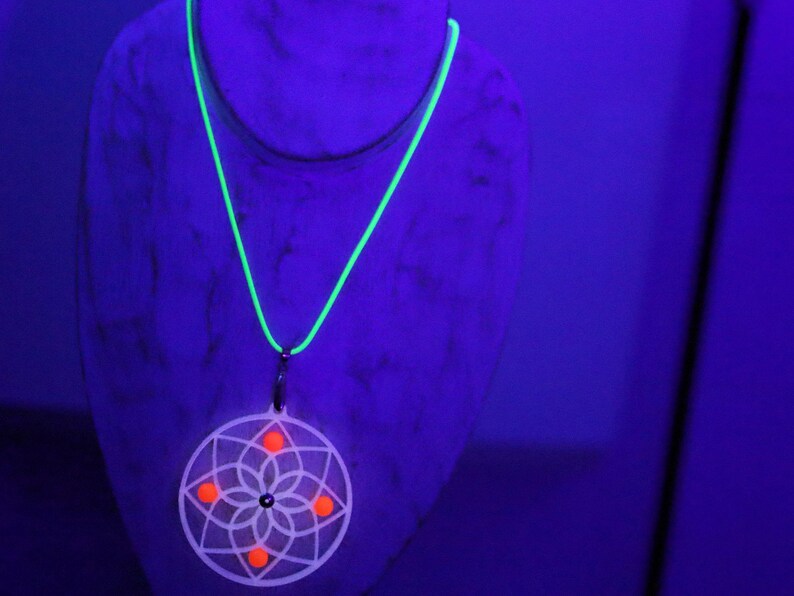 Wajakaa 3D-Printed Glow-in-the-Dark Necklaces–Exclusive, Unique&UV Reactive! one-of-a-kind glow-in-the-dark necklaces. who love to stand out