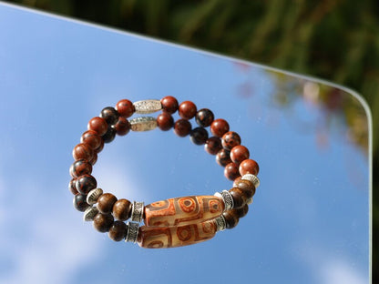 Old DZI Tiger’s pattern Bracelet with Weathered Brown Natural Bodhi Round Beads bracelet. As a spiritual guardian, safety and  well-being