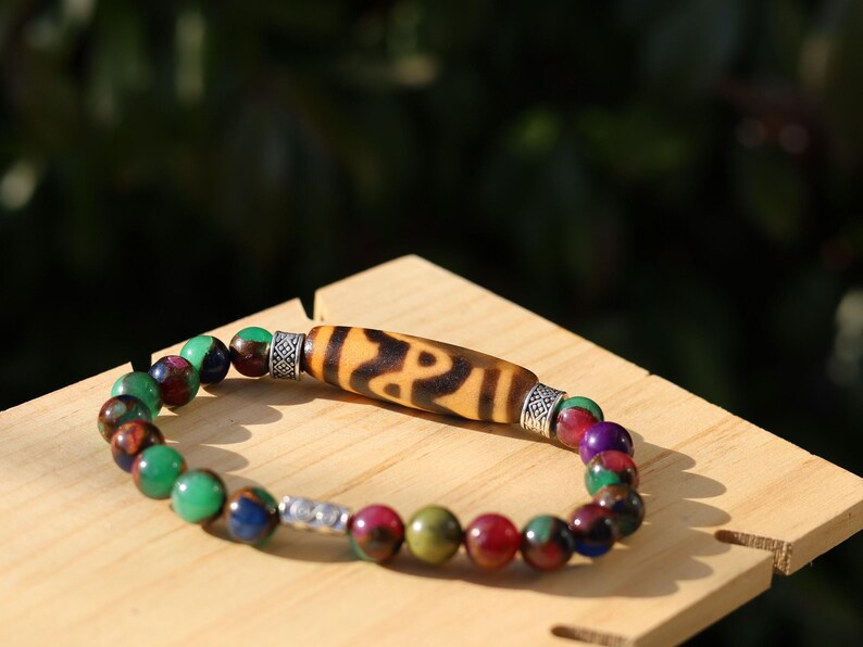 Old DZI Tiger’s Teeth Bracelet with Multicolor Gold Clinquant Cloisonné Beads. Masterpiece of Prosperity & Elegance. artistic craftsmanship