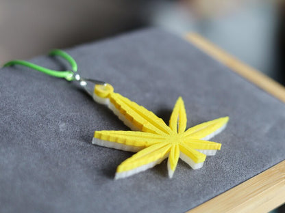 Wajakaa 3D-Printed Glow-in-the-Dark/ Fluorescent Necklaces–Exclusive, Unique&UV Reactive! one-of-a-kind glow-in-the-dark necklaces.